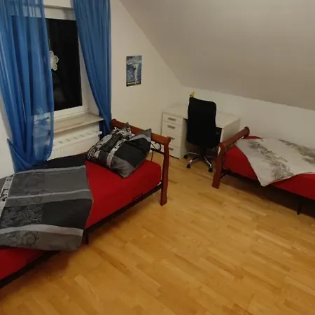 Einzimmerwohnung Mit Parkplatz Ohne Kueche Daire Bischweier