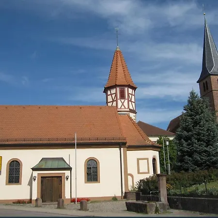 Apartmán Einzimmerwohnung Mit Parkplatz Ohne Kueche